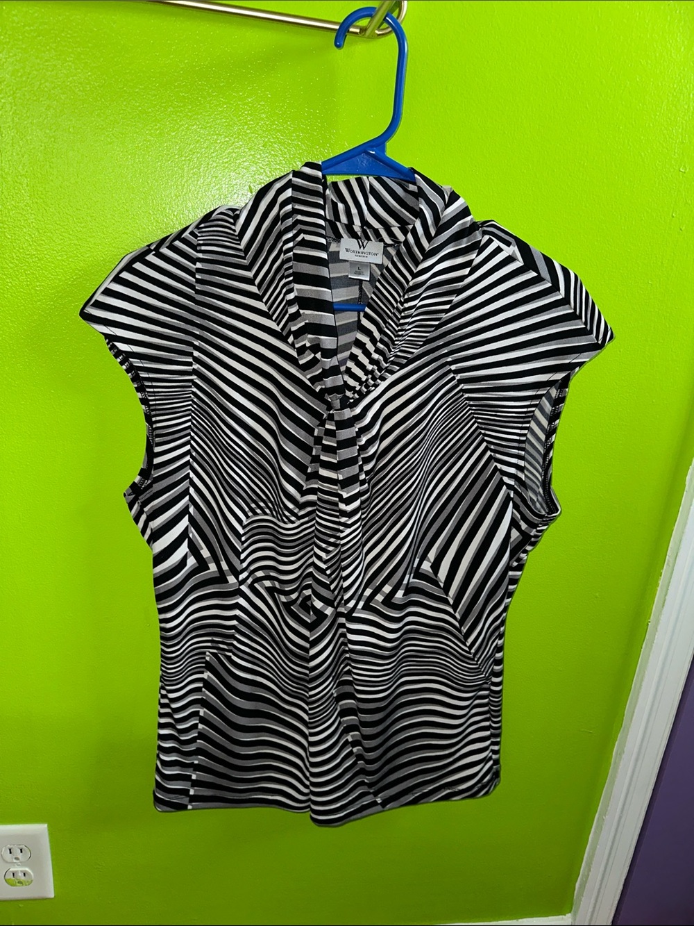 Worthington Black & White Striped Twist-Front Cap Sleeve Top